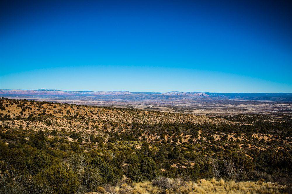 Verde Valley Rv & Camping Resort, A Thousand Trails Property Cottonwood Exterior photo